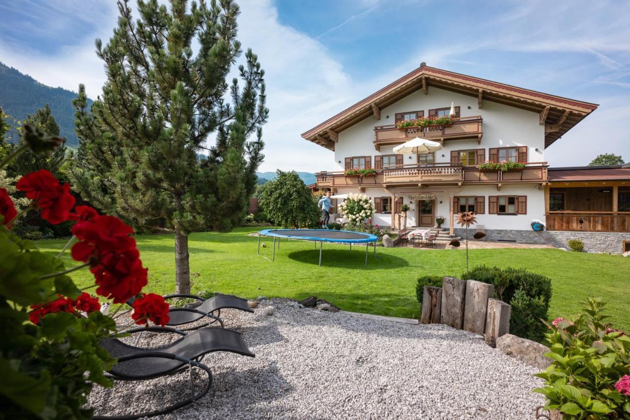 Grittlmuehle Chalet Ferienwohnungen ブリクセン イン ターレ エクステリア 写真