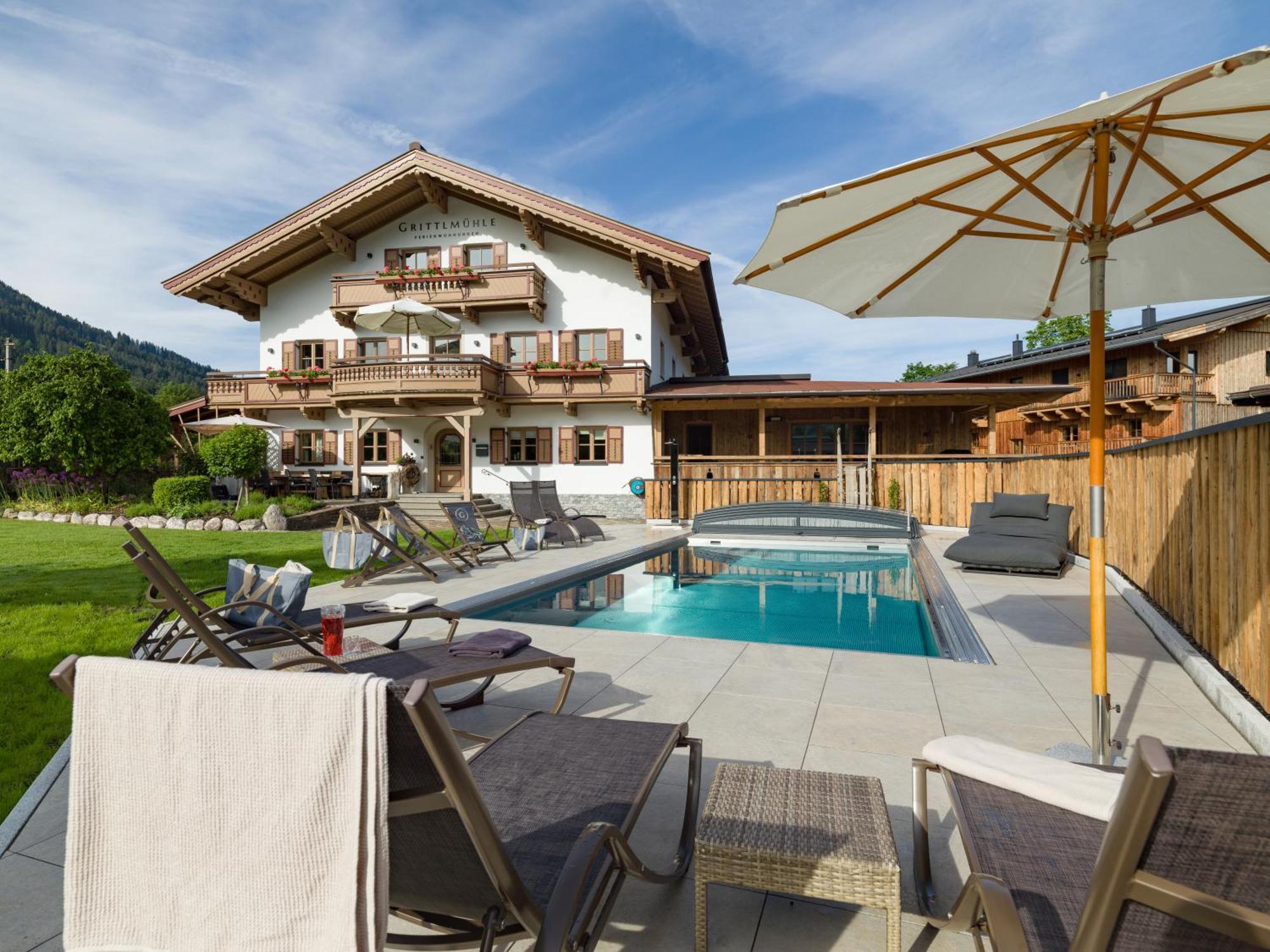 Grittlmuehle Chalet Ferienwohnungen ブリクセン イン ターレ エクステリア 写真